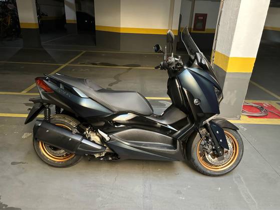YAMAHA XMAX 250 CONNECTED ABS YAMAHA XMAX 250 CONNECTED ABS